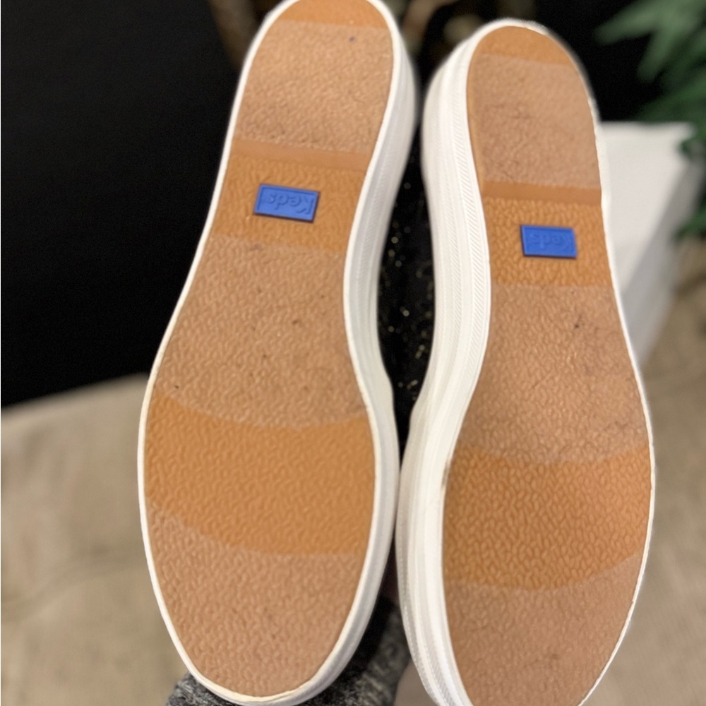 Keds Triple Decker Lace Celebrations Slip On Black with Gold Stitching - Picture 5 of 6